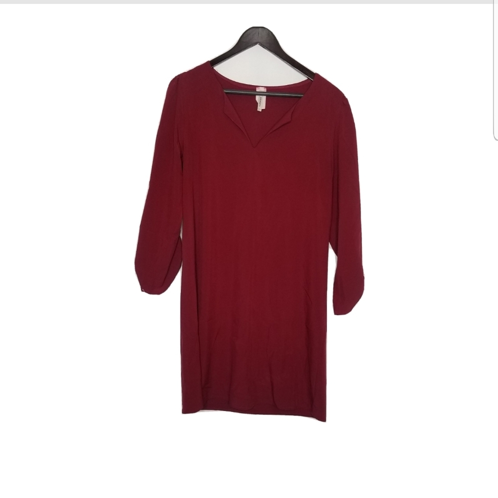 Brenda's Women's Dress Size Large  Roll tab Sleeve